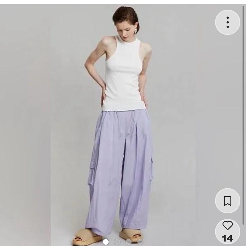 NWT TheFrankieShop Lilac Cargo Parachute Pants, Womens M/L